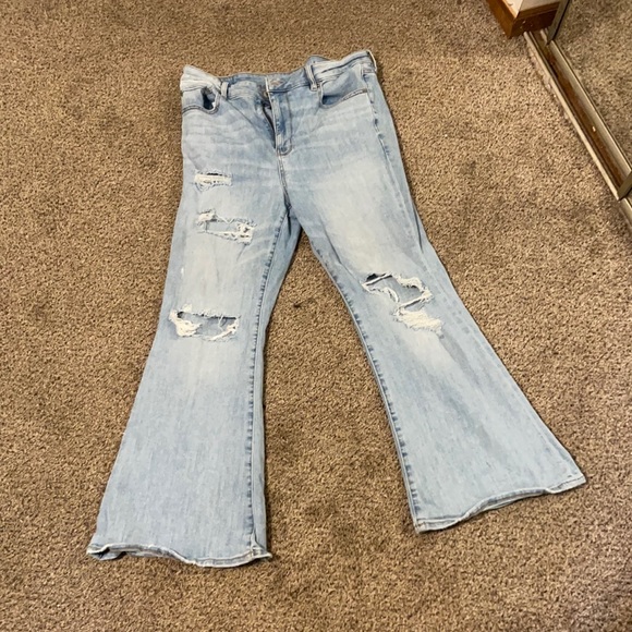 Bell Bottom American Eagle Jeans Short 